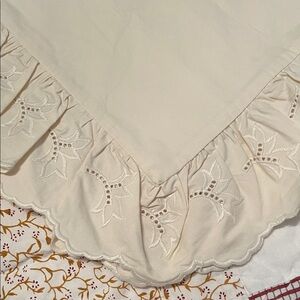 Lauren Ralph Lauren Beautiful Cream standard sham with gorgeous 3” ruffled edge.